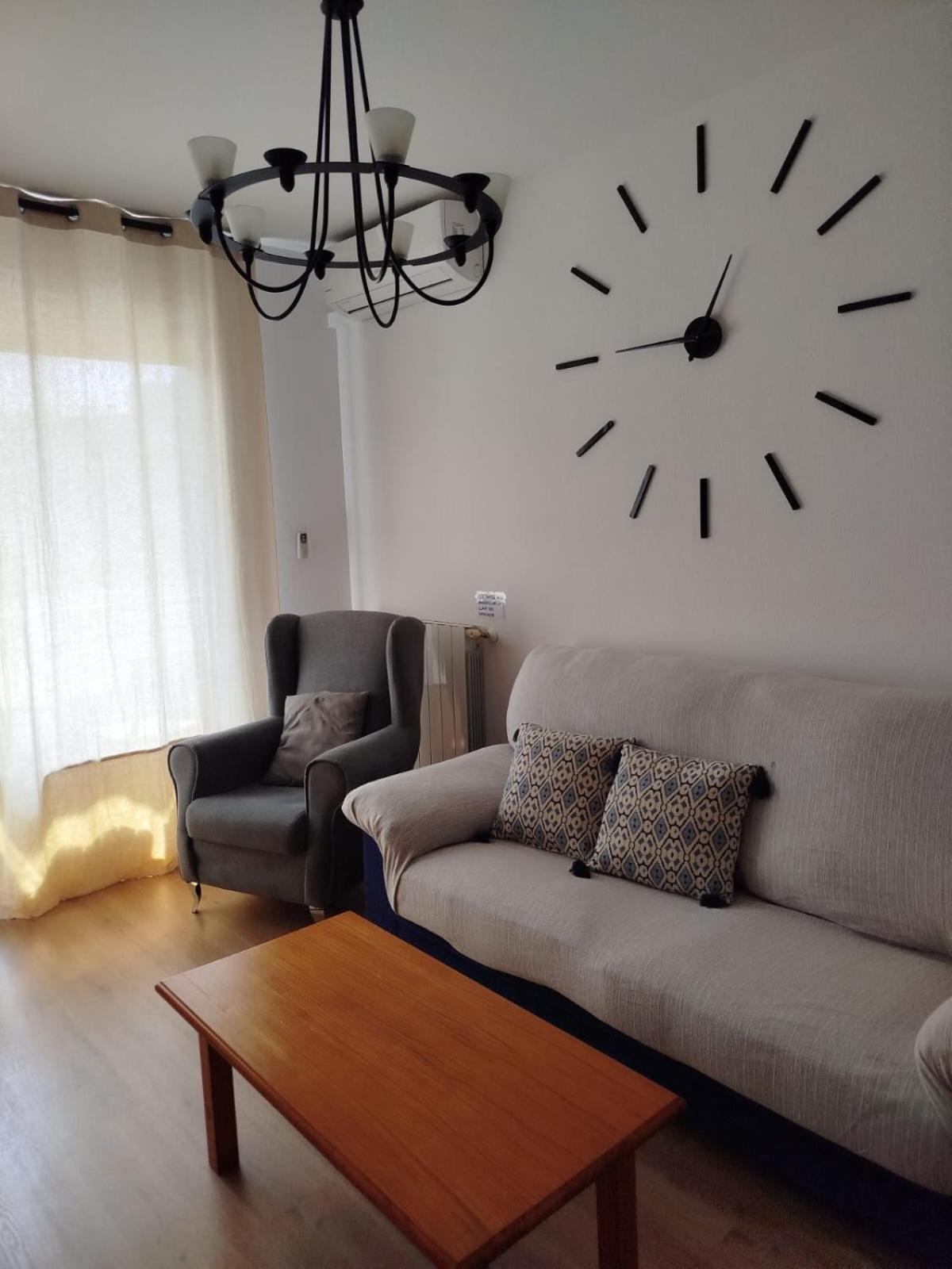 Acogedor Apartamento En Huesca Exterior photo